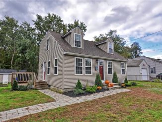 74 Arlington St Franklin, MA 02038