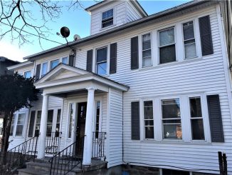 10 Campo Seco St, Lawrence, MA 01841