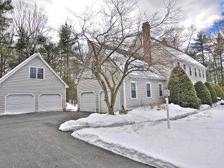 24 Lockewood Dr, Franklin, MA 02038
