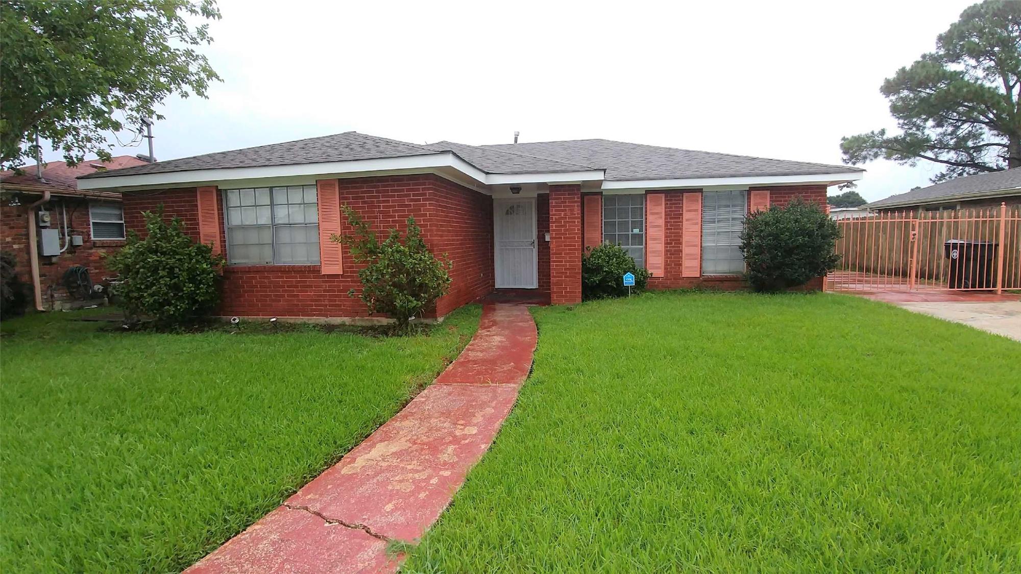 4843 Friar Tuck Dr, New Orleans, LA 70128 | RealBird Blog