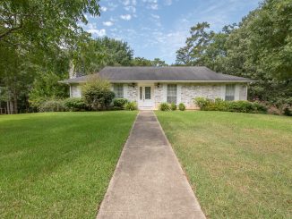 Photo of 255 White Oak Drive, Boyce, LA 71409