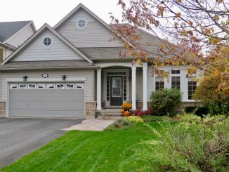 Photo of 21 Tanglewood Cres, Oro Medonte, ON L0L 2L0