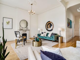 Photo of living room at 3335 21st St, San Francisco, CA 94110