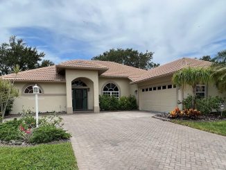 Photo of home at 4322 Via Del Villetti Dr, Venice, FL 34293