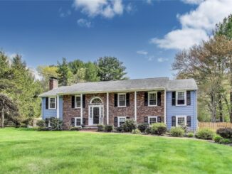24 Spruce Dr, Westwood, MA 02090