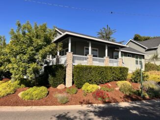 1015 Figueroa St, Folsom, CA 95630