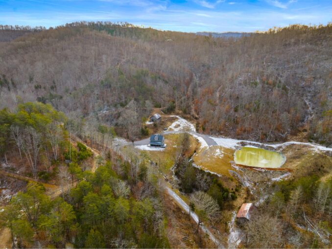 Custom 3 Story Home on 146.93 Acres For Sale On Thorn Hill, TN