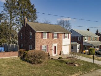 425 Harrington Rd, Havertown, PA 19041
