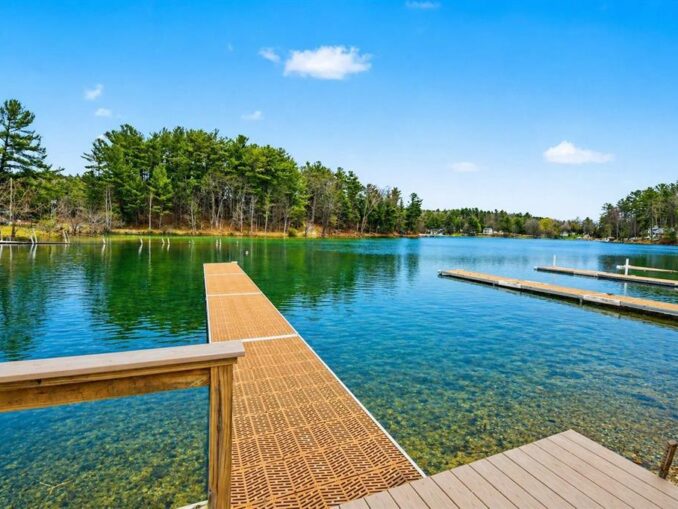 2268 Pinehurst Trail, Traverse City, MI 49696
