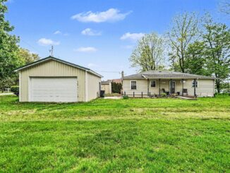 66713 Territorial Rd, Lawrence, MI 49064