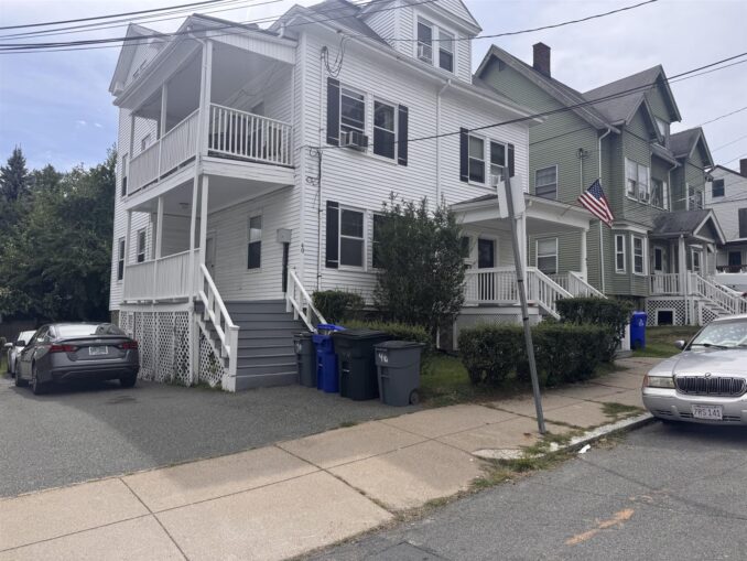 40 Newcastle Rd, Brighton, MA 02135